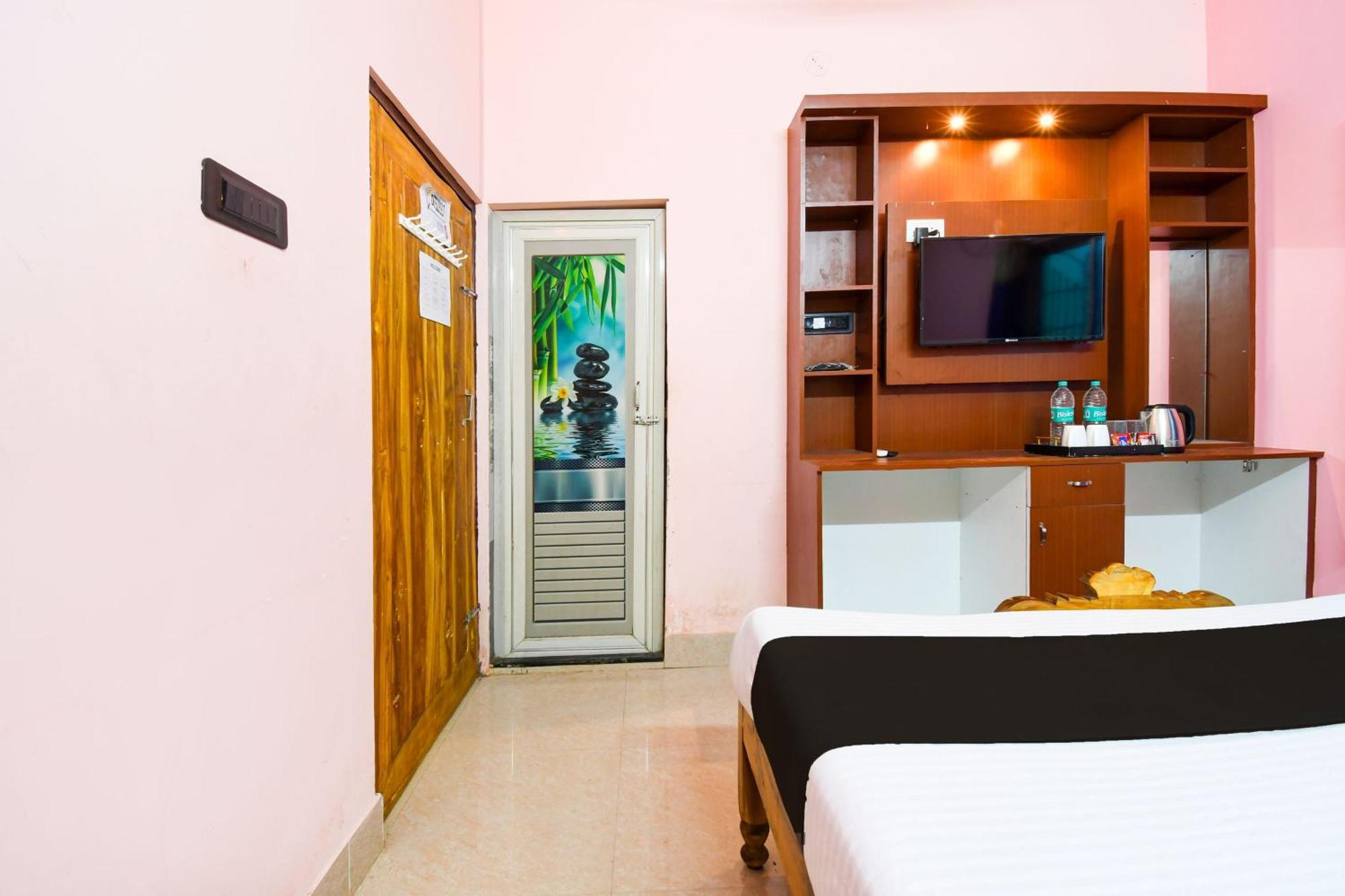 Super Hotel O Sarvodaya Nagar Near Railway Station Puri Exterior photo